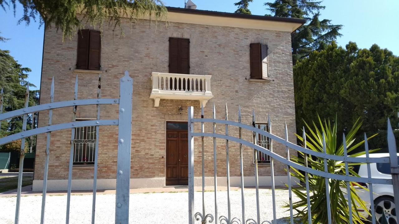 Villa Blanco'S Morciano di Romagna Bagian luar foto